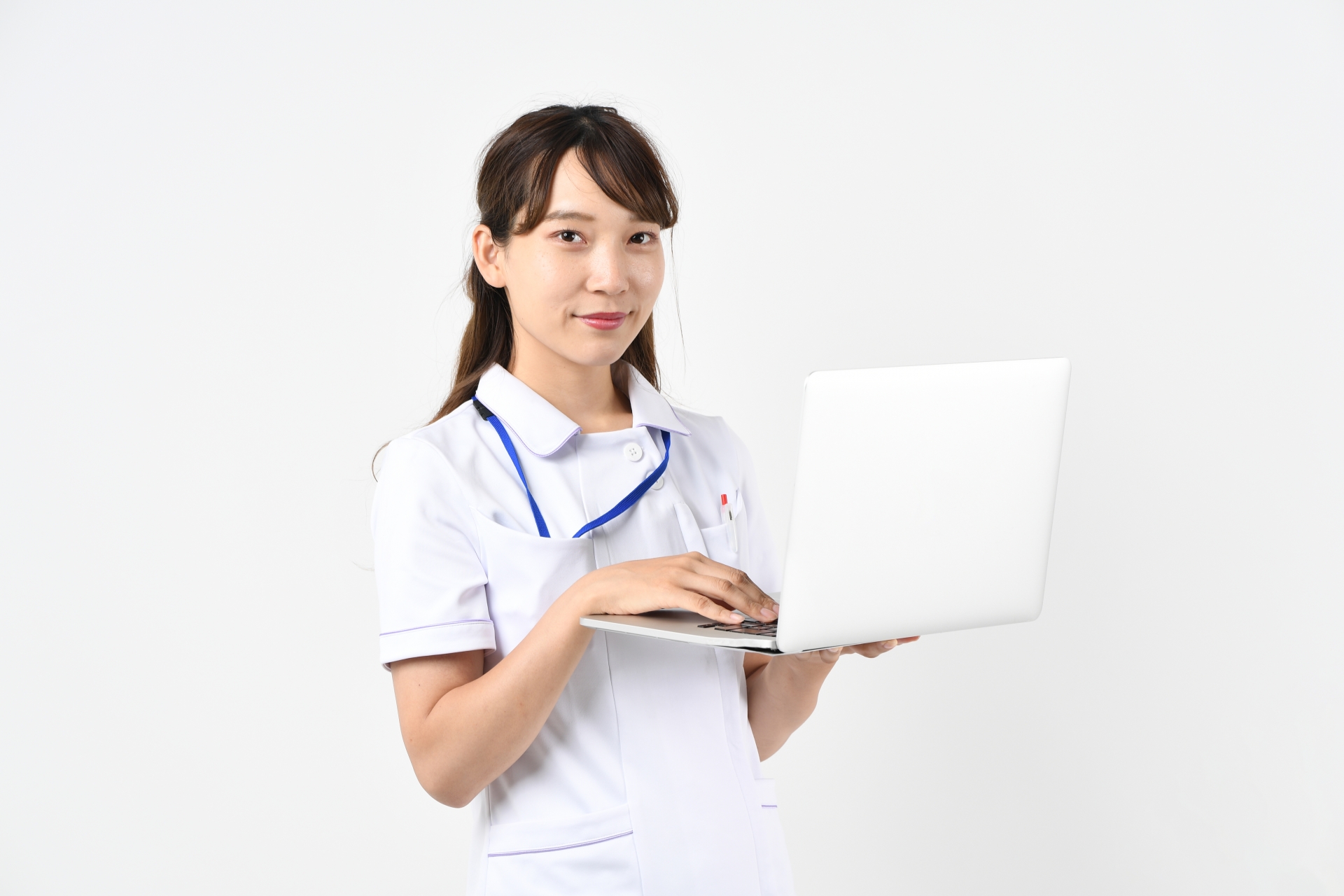 電子カルテを使用して受付業務をより効率化する方法とは？自動精算機との連携について解説！